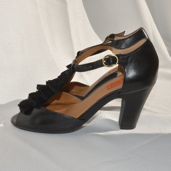 Miz Mooz Sailor Black Leather T-Strap Heels Sz 6.5 - Picture 2 of 12